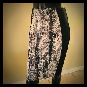 Stretch pencil skirt
